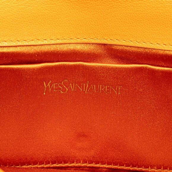 Pre Loved Yves Saint Laurent Leather Belle De Jour Clutch - Picture 5 of 6